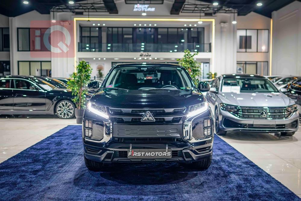 ميتسوبيشي أوتلاندر سبورت